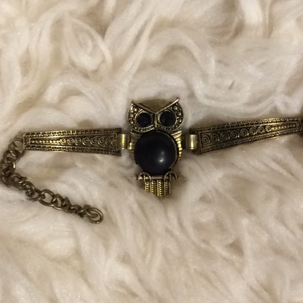 🔥Sale🔥 Owl Shape Gem Bracelet - Picture 1 of 6